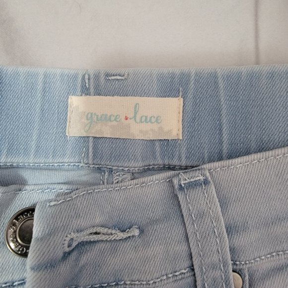 Grace and Lace jeans. M. - Picture 2 of 7